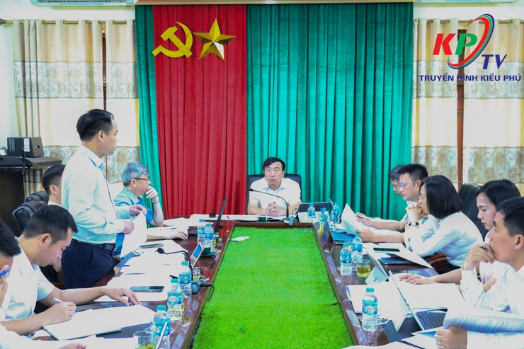 Thường trực Đảng uỷ xã Kiều Phú làm việc với Ban Quản lý dự án đầu tư - Hạ tầng xã về thực hiện nhiệm vụ trọng tâm năm 2026- Ảnh 1.