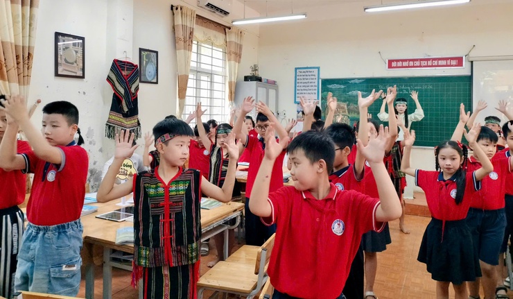 Đổi mới phương pháp, khơi dậy hứng thú học tập cho học sinh tại xã Nam Phù- Ảnh 4.