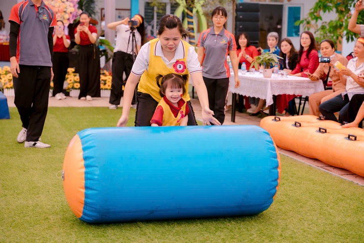 Liên hoan "Bé khỏe – Bé ngoan" cấp học mầm non xã Thiên Lộc, năm học 2025–2026: Lan tỏa niềm vui, ươm mầm phát triển toàn diện- Ảnh 12.