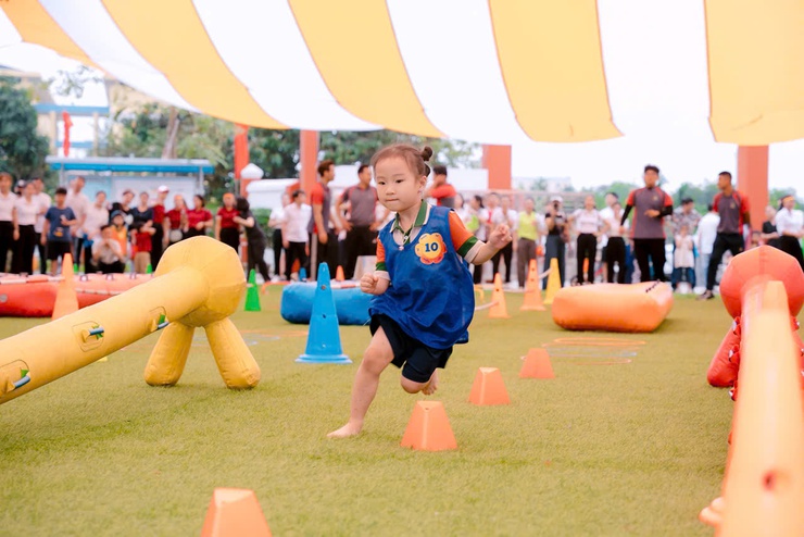 Liên hoan "Bé khỏe – Bé ngoan" cấp học mầm non xã Thiên Lộc, năm học 2025–2026: Lan tỏa niềm vui, ươm mầm phát triển toàn diện- Ảnh 11.