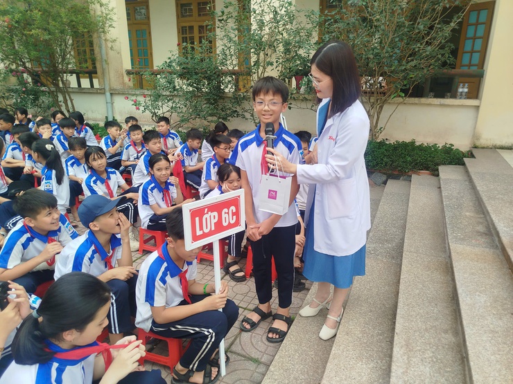 Trường THCS Khai Thái giáo dục sức khỏe vị thành niên - Ảnh 3.