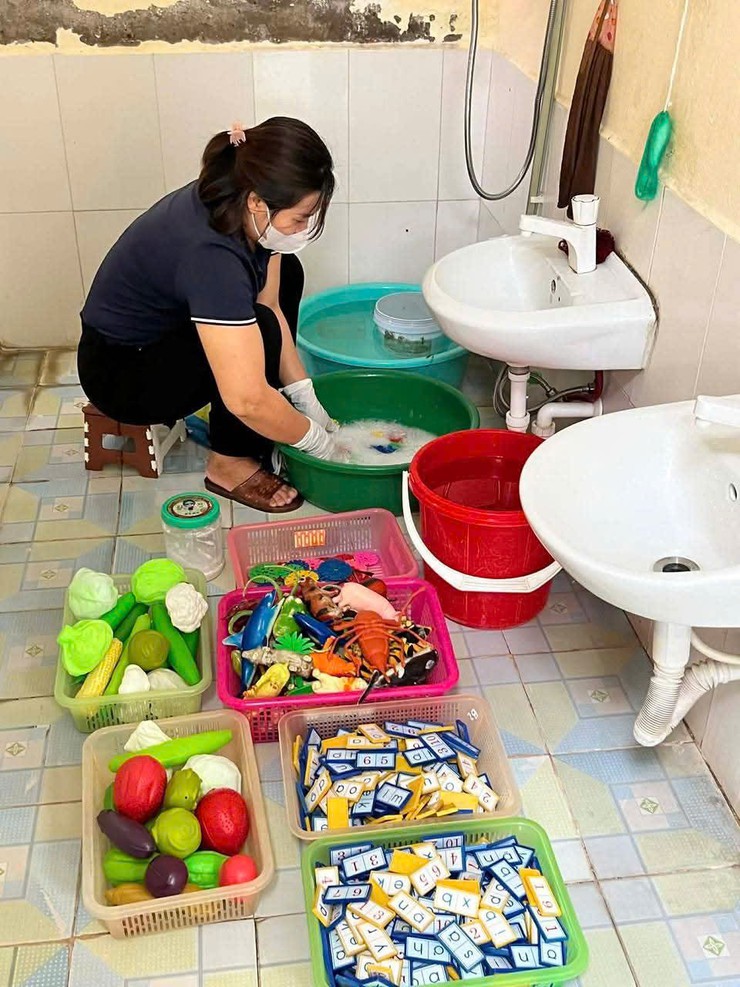 Chủ động phòng, chống dịch bệnh: Yên Nghĩa triển khai cao điểm vệ sinh, khử khuẩn trường lớp- Ảnh 3.