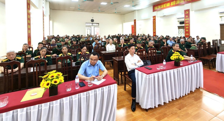 DÂN HÒA: HƠN 200 CCB THAM DỰ HỘI NGHỊ THÔNG BÁO TÌNH HÌNH THỜI SỰ, QUÁN TRIỆT NGHỊ QUYẾT ĐẠI HỘI XIV ĐẢNG- Ảnh 2.