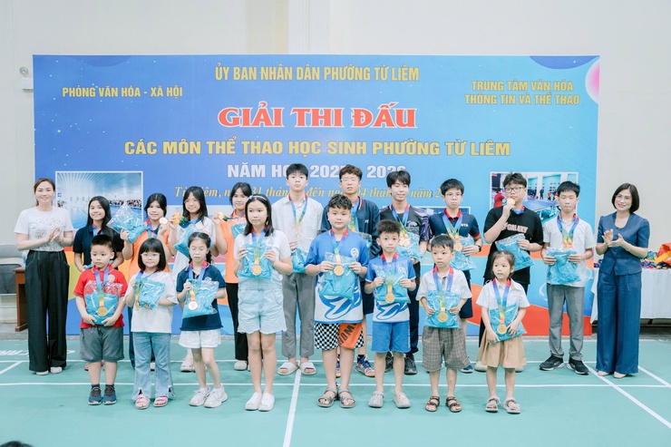 Phường Từ Liêm tổ chức thi đấu và trao giải các môn thể thao học sinh năm 2026

- Ảnh 1.