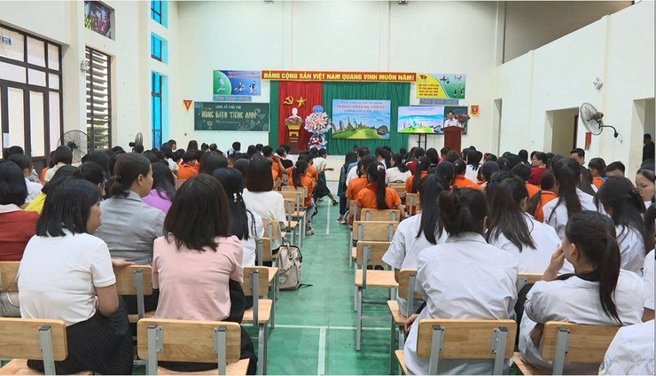 Phúc Thọ tổ chức thành công Chung khảo Hội thi Hùng biện Tiếng Anh năm học 2025–2026- Ảnh 6.