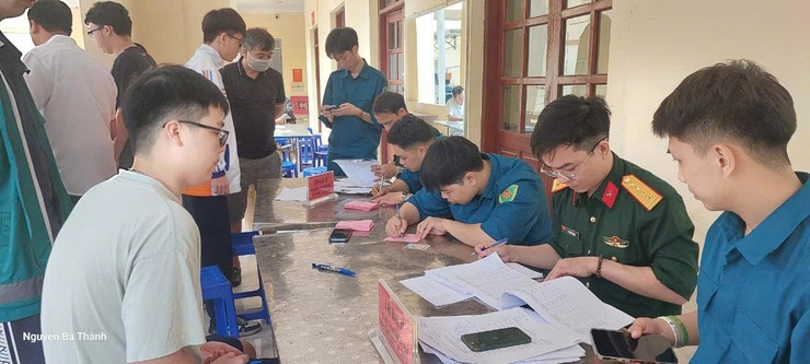Phường Đông Ngạc hoàn thành công tác đăng ký nghĩa vụ quân sự, Quân nhân dự bị, phương tiện kỹ thuật dự bị và dân quân tự vệ năm 2026- Ảnh 3.