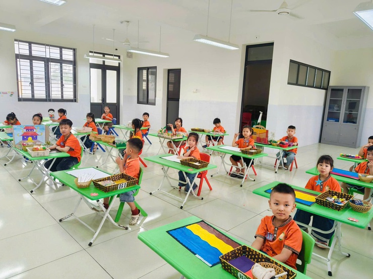 HỘI THI "BÉ KHÉO TAY" TRƯỜNG MẦM NON CAO DƯƠNG II – NƠI TÀI NĂNG NHỎ TỎA SÁNG- Ảnh 2.