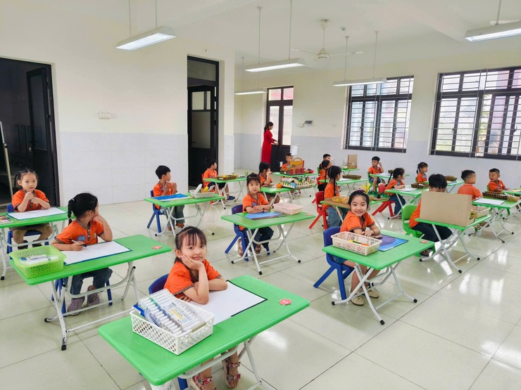 HỘI THI "BÉ KHÉO TAY" TRƯỜNG MẦM NON CAO DƯƠNG II – NƠI TÀI NĂNG NHỎ TỎA SÁNG- Ảnh 3.