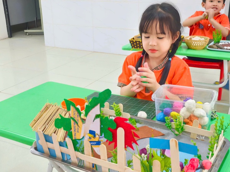 HỘI THI "BÉ KHÉO TAY" TRƯỜNG MẦM NON CAO DƯƠNG II – NƠI TÀI NĂNG NHỎ TỎA SÁNG- Ảnh 7.