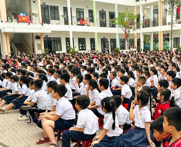 XÃ VĨNH THANH TỔ CHỨC CHƯƠNG TRÌNH GIỚI THIỆU, BIỂU DIỄN CÁC VỞ DIỄN CHUYỂN THỂ TỪ TÁC PHẨM VĂN HỌC- Ảnh 5.