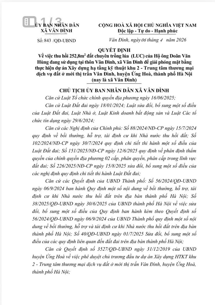 Quyết định về việc thu hồi 252,8m2 đất chuyên trồng lúa (LUC) của Hộ ông Doãn Văn Hùng đang sử dụng tại thôn Vân Đình, xã Vân Đình để giải phóng mặt bằng
thực hiện dự án Xây dựng hạ tầng kỹ thuật khu 2- Ảnh 1.