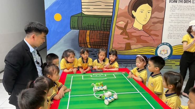 Trường Tiểu học Đoàn Thị Điểm, trường Mầm non Nhật Tảo phối hợp tổ chức chương trình Ngày hội trải nghiệm “Em là học sinh lớp 1”- Ảnh 7.