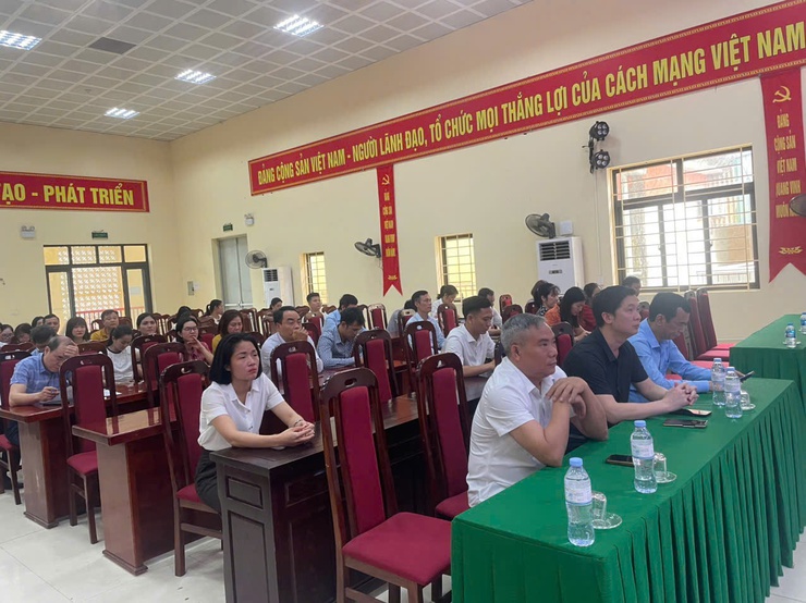 DÂN HÒA: CHÀO CỜ THÁNG 4 – BÍ THƯ ĐẢNG ỦY MAI XUÂN TRƯỜNG GHI NHẬN KẾT QUẢ THÁNG 3, GIAO NHIỆM VỤ TRỌNG TÂM TRONG THÁNG 4- Ảnh 3.