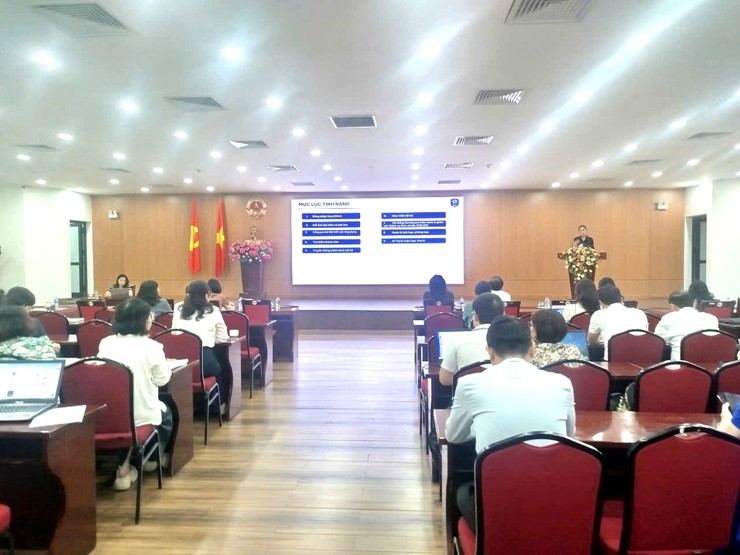 Phường Cầu Giấy triển khai tập huấn nền tảng HanoiWork- Ảnh 1.