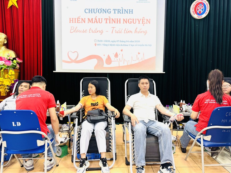 Trao giọt máu hồng, gửi trọn niềm hy vọng- Ảnh 1.