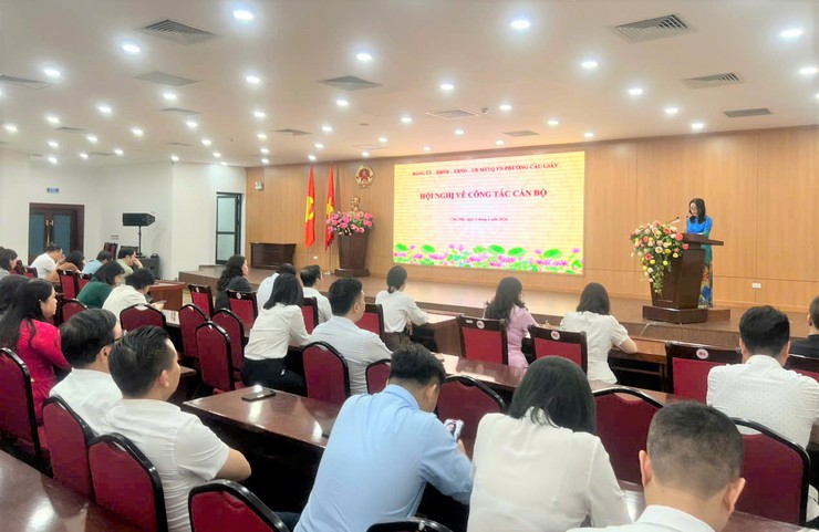 THƯỜNG TRỰC HĐND PHƯỜNG CẦU GIẤY CÔNG BỐ NGHỊ QUYẾT KIỆN TOÀN NHÂN SỰ CÁC BAN HĐND NHIỆM KỲ 2026 - 2031- Ảnh 2.