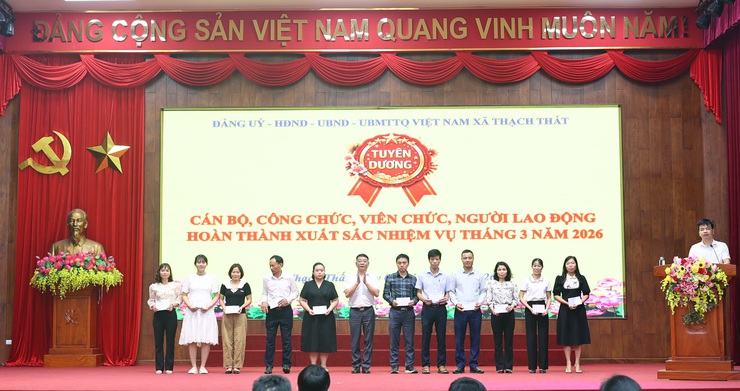 QUÁN TRIỆT, TRIỂN KHAI CÁC VĂN BẢN MỚI CỦA BAN THƯỜNG VỤ THÀNH ỦY HÀ NỘI VÀ TUYÊN DƯƠNG, KHEN THƯỞNG 41 CÁN BỘ, CÔNG CHỨC, VIÊN CHỨC, LAO ĐỘNG HỢP ĐỒNG HOÀN THÀNH XUẤT SẮC NHIỆM VỤ THÁNG 3/2026- Ảnh 5.