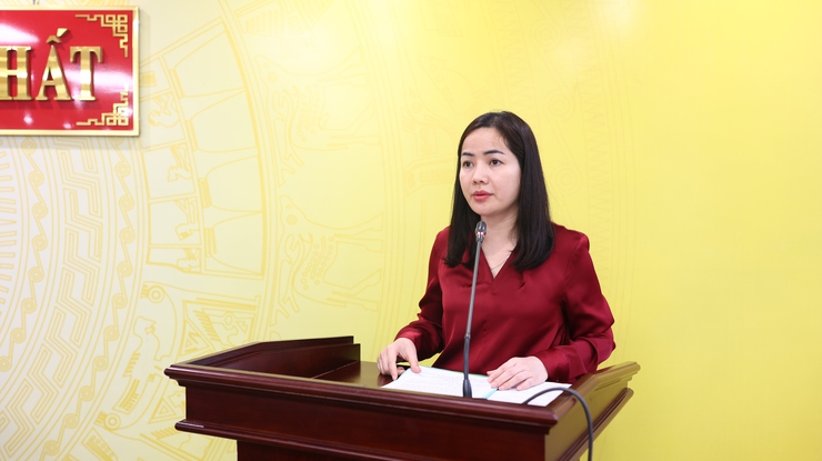 THẠCH THẤT: CÔNG BỐ VÀ TRAO QUYẾT ĐỊNH VỀ CÔNG TÁC CÁN BỘ- Ảnh 4.