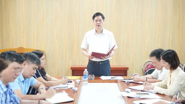 Đồng chí Bí thư Đảng uỷ, Chủ tịch HĐND xã làm việc với Ban Thường trực UB MTTQ và các tổ chức chính trị - xã hội về kết quả công tác quý I, triển khai nhiệm vụ trọng tâm quý II/2026- Ảnh 5.