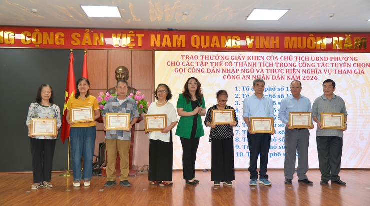 Ba Đình ghi dấu ấn trong công tác gọi công dân nhập ngũ năm 2026- Ảnh 6.