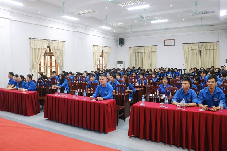 Lớp bồi dưỡng nghiệp vụ công tác Đoàn và phong trào thanh thiếu nhi năm 2026- Ảnh 1.