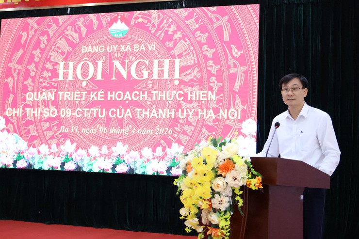 Xã Ba Vì tổ chức lễ chào cờ, triển khai nhiệm vụ trọng tâm và quán triệt Chỉ thị 09-CT/TU của Thành ủy Hà Nội- Ảnh 1.