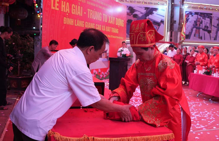 Xã Bát Tràng hạ giải đình làng Giang Cao, phục vụ công tác trùng tu tôn tạo di tích- Ảnh 7.