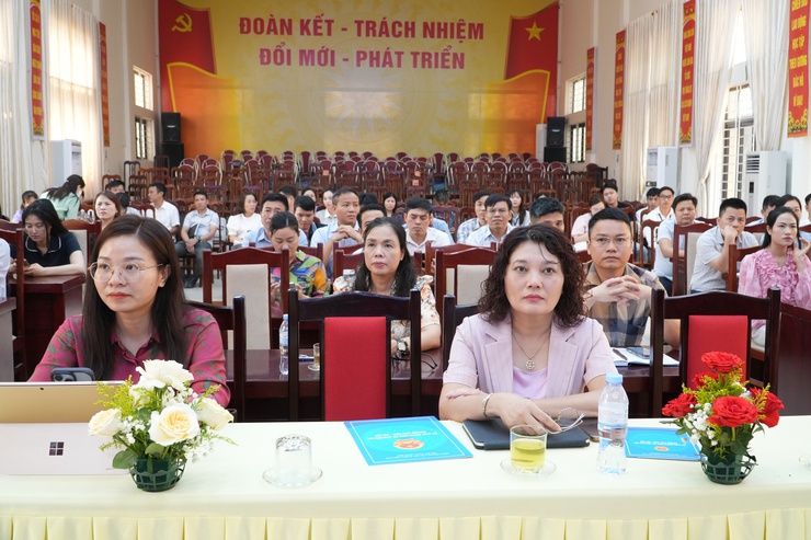 UBND xã Chuyên Mỹ đã tổ chức hội nghị tập huấn sử dụng hệ thống Hanoi Word- Ảnh 1.