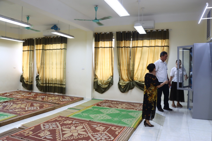 Thường trực Đảng uỷ xã kiểm tra công tác an toàn thực phẩm tại một số trường học trên địa bàn- Ảnh 6.