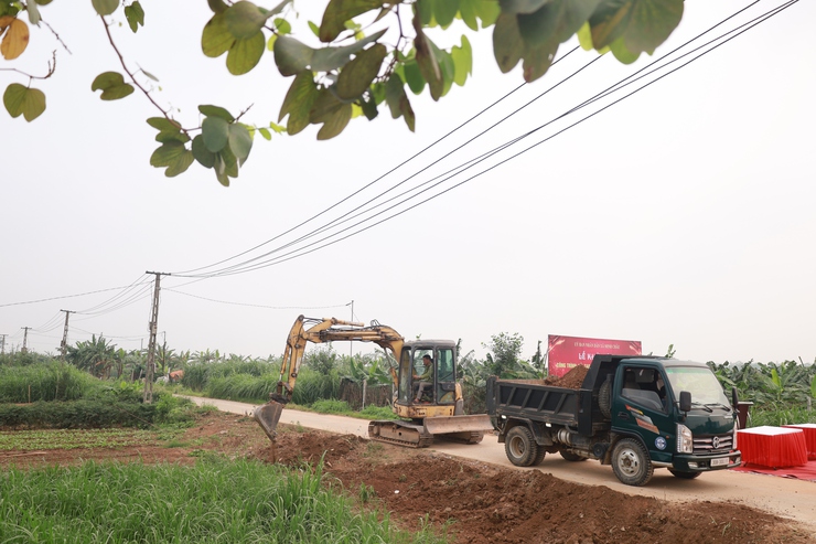 Minh Châu khởi công dự án 35 tỷ đồng cải tạo đường giao thông nội đồng và kênh tưới tiêu- Ảnh 8.