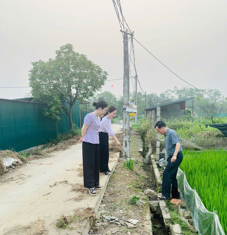 Phúc Thọ tăng cường bám địa bàn để khắc phục tồn tại, vướng mắc tại cơ sở- Ảnh 1.