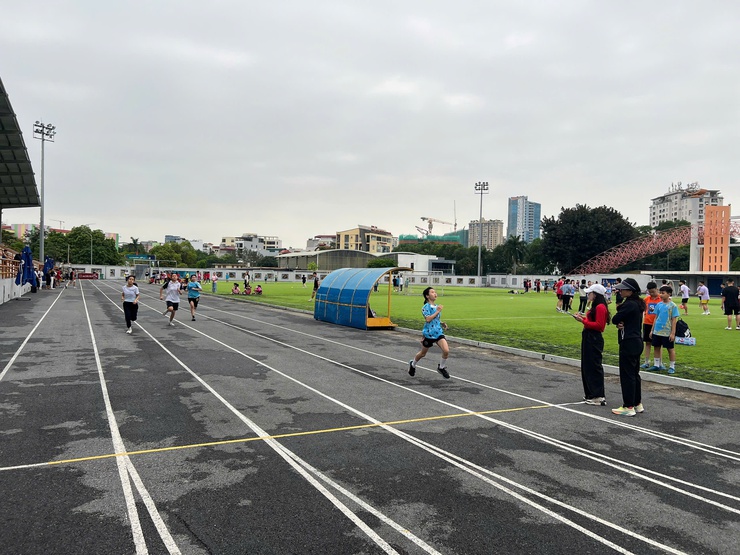 Sôi động Giải thể thao học sinh phường Xuân Đỉnh 2026- Ảnh 1.