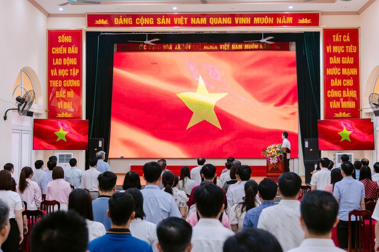 Xã Ứng Thiên tổ chức Lễ chào cờ và sinh hoạt chính trị dưới cờ tháng 4-2026.- Ảnh 5.