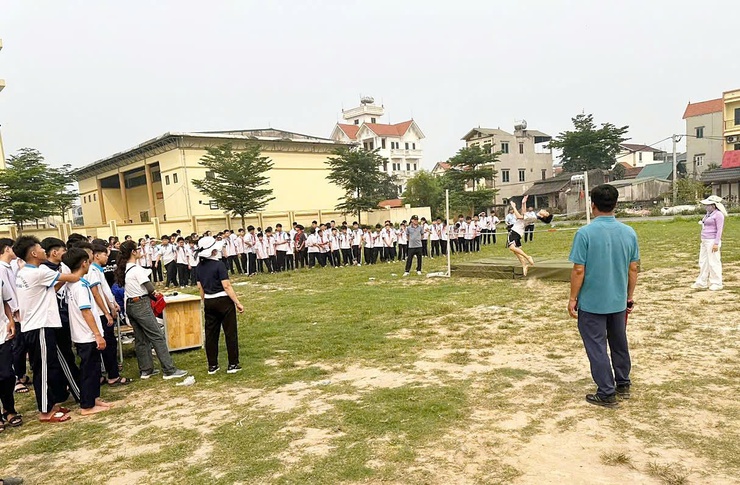 Quảng Bị: Khai mạc Giải thể thao học sinh phổ thông năm học 2025 - 2026- Ảnh 9.