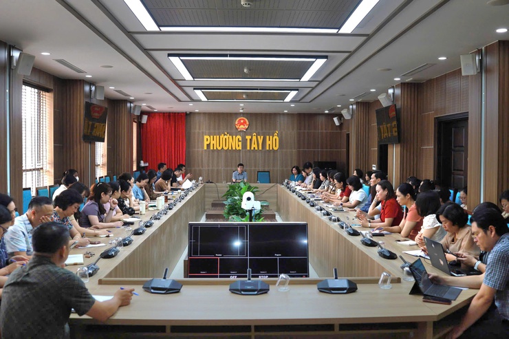 Phường Tây Hồ: Quyết liệt triển khai các giải pháp đảm bảo an toàn thực phẩm trên địa bàn.- Ảnh 1.