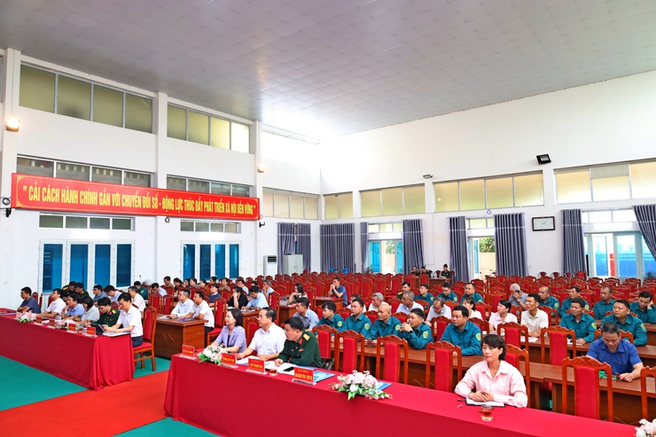 Phường Tùng Thiện tổng kết công tác tuyển chọn, gọi công dân nhập ngũ và thực hiện nghĩa vụ tham gia công an nhân dân năm 2026- Ảnh 1.