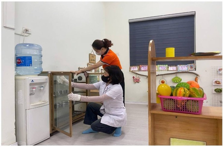 Phường Ô Chợ Dừa quyết liệt triển khai các biện pháp cấp bách phòng chống dịch tay chân miệng- Ảnh 1.