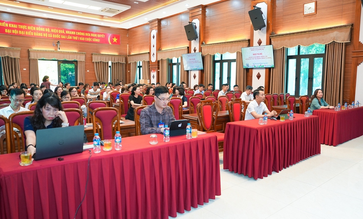 QUỐC OAI: TỔ CHỨC HỘI NGHỊ TẬP HUẤN SỬ DỤNG HỆ THỐNG THÔNG TIN GIẢI QUYẾT THỦ TỤC HÀNH CHÍNH CỦA ĐẢNG- Ảnh 1.