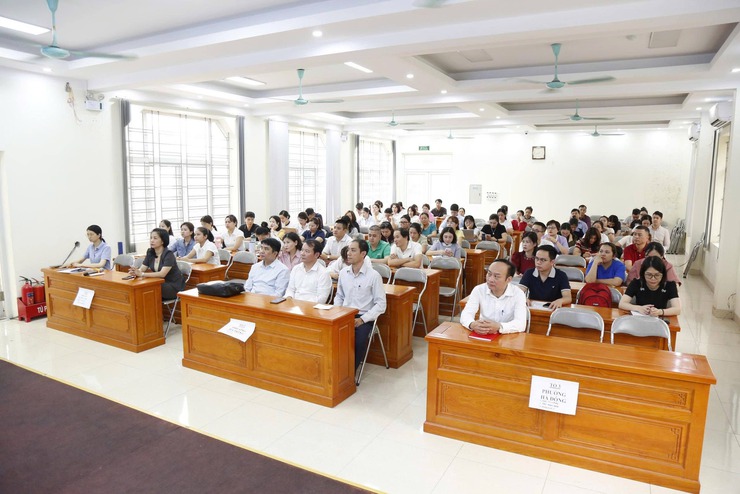 Khai giảng lớp bồi dưỡng lý luận chính trị dành cho đảng viên mới khóa II/2026- Ảnh 1.