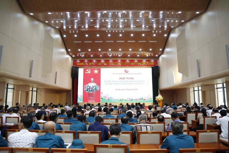 Phường Hà Đông khen thưởng 132 tập thể, cá nhân trong công tác tuyển chọn, gọi công dân nhập ngũ năm 2026- Ảnh 1.