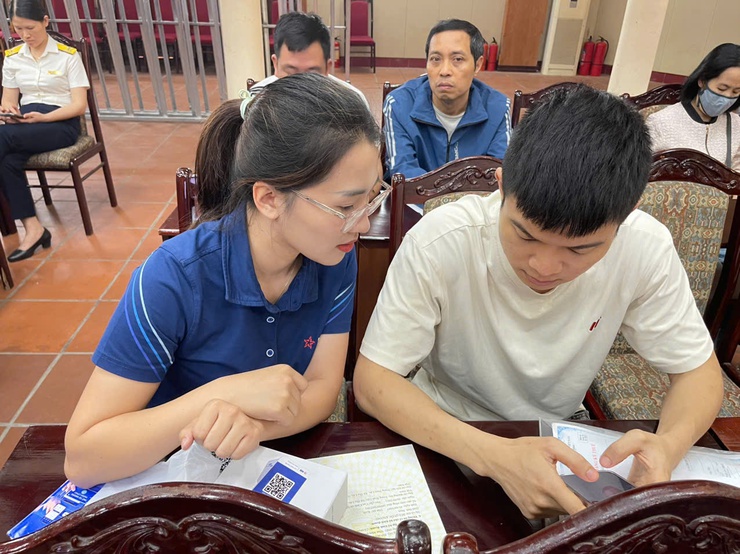 Thuế cơ sở 16 tập huấn hộ, cá nhân kinh doanh: “Thấu hiểu chính sách, tự nguyện tuân thủ, vững bước kinh doanh”- Ảnh 4.