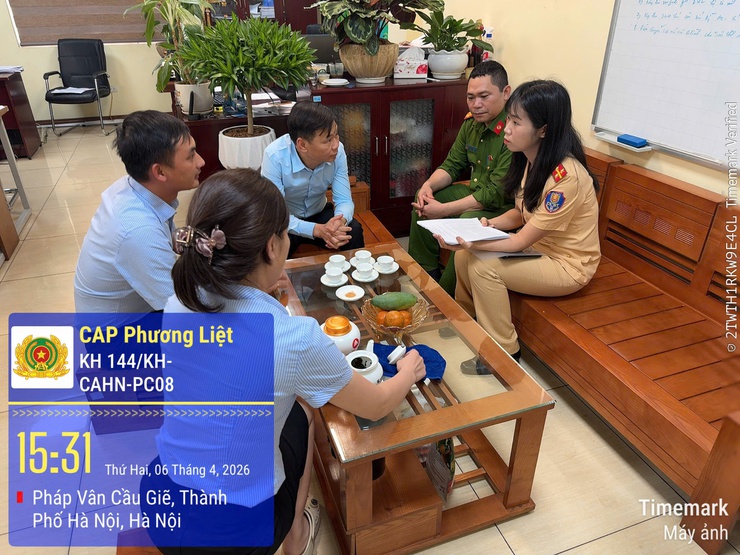 CÔNG AN PHƯỜNG PHƯƠNG LIỆT TIẾN HÀNH TỔNG RÀ SOÁT XE TẢI TỰ ĐỔ, XE SƠ-MI RƠ-MOÓC TỰ ĐỔ TRÊN 15.000kg- Ảnh 2.