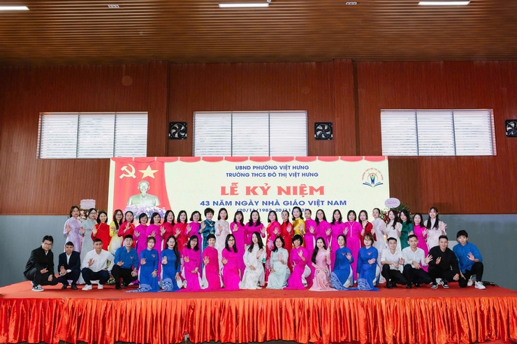 Tập thể điển hình tiêu biểu chi bộ THCS Đô thị Việt Hưng- Ảnh 4.