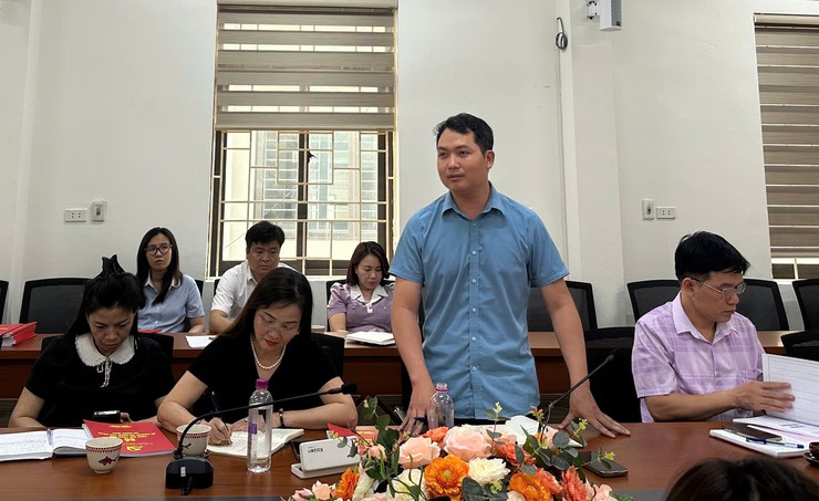 Ban Xây dựng Đảng xã Bát Tràng giao ban công tác xây dựng Đảng quý I/2026 với các chi bộ khối trường học- Ảnh 2.