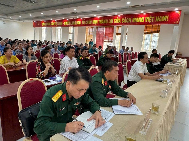 Phường Đông Ngạc tổ chức Hội nghị tổng kết công tác giáo dục quốc phòng – an ninh, phòng không nhân dân năm 2025; tổng kết công tác tuyển chọn và gọi công dân nhập ngũ năm 2026- Ảnh 1.