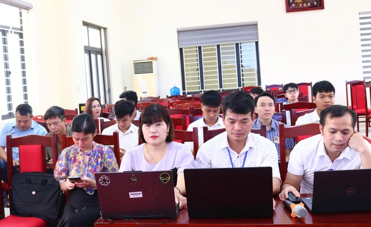Xã Hoà Phú triển khai tập huấn nền tảng HanoiWork- Ảnh 4.