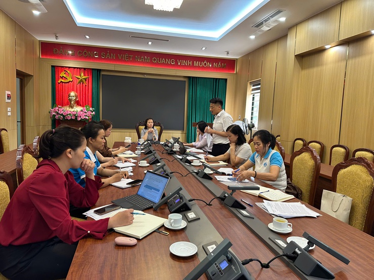 Đảng ủy xã Thư Lâm đồng hành, tiếp lửa cho hoạt động Hội Phụ nữ tự tin bước vào giai đoạn phát triển mới
- Ảnh 2.