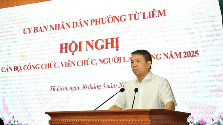 Chủ tịch UBND phường Từ Liêm chỉ đạo, quán triệt nhiệm vụ đối với đội ngũ cán bộ, công chức, viên chức, người lao động- Ảnh 2.