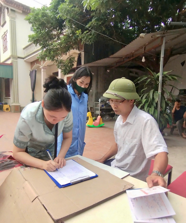 Phúc Thọ đạt 100% kế hoạch tiêm phòng vắc xin cho đàn vật nuôi- Ảnh 6.