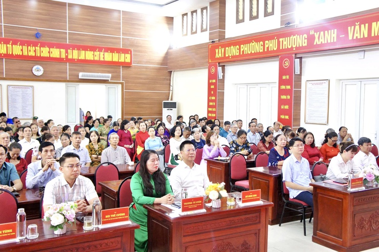 Ủy ban MTTQ Việt Nam phường Phú Thượng tổ chức hội nghị quán triệt nghị quyết số 02-NQ/TW của Bộ chính trị và tổng kết công tác bầu cử nhiệm kỳ 2026–2031- Ảnh 1.